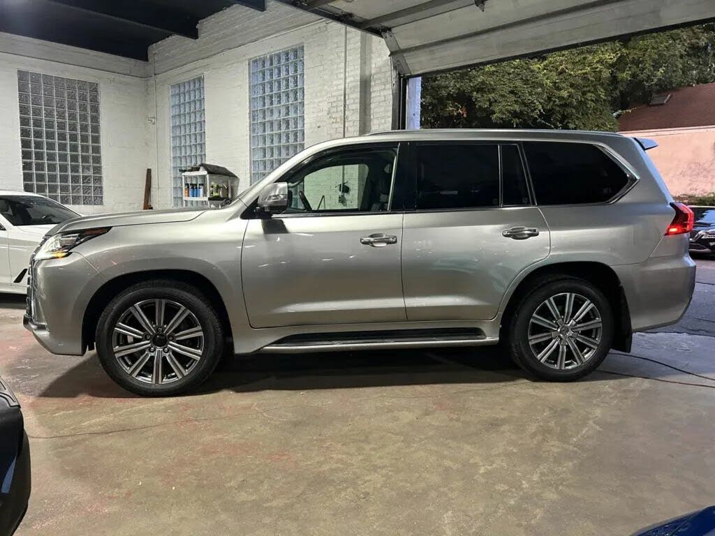 2017 Lexus LX 570 4WD 