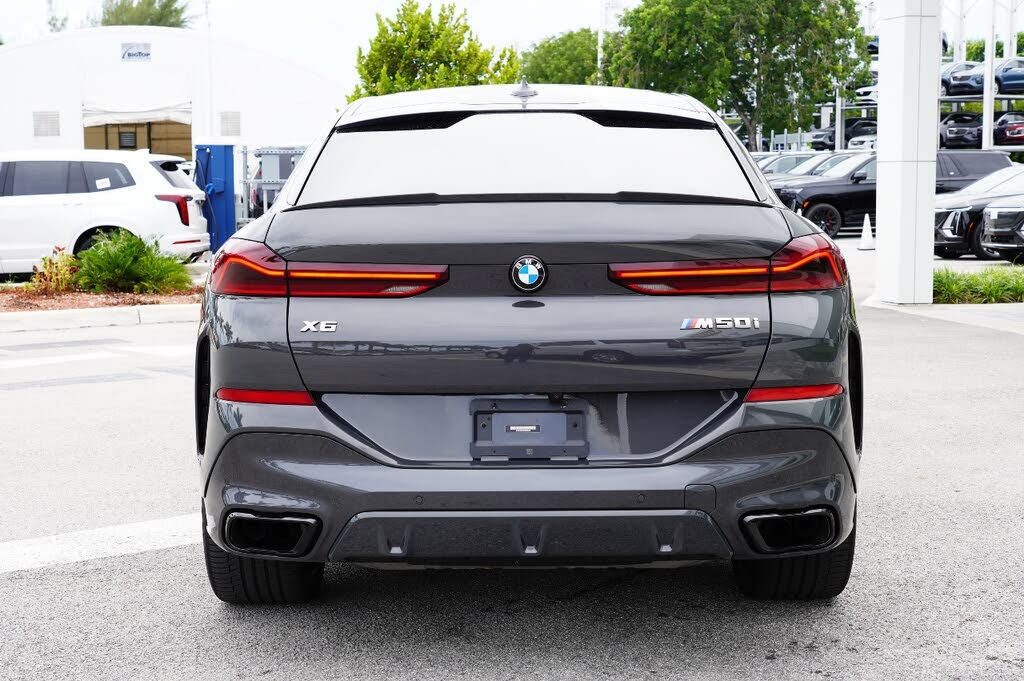 2023 BMW X6 M50i AWD