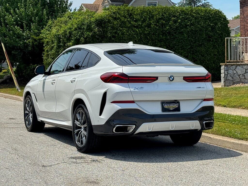 2023 BMW X6 xDrive40i AWD