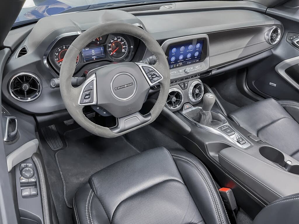 2023 Chevrolet Camaro 1LT Convertible RWD