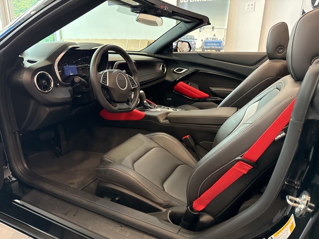 2023 Chevrolet Camaro 3LT Convertible RWD