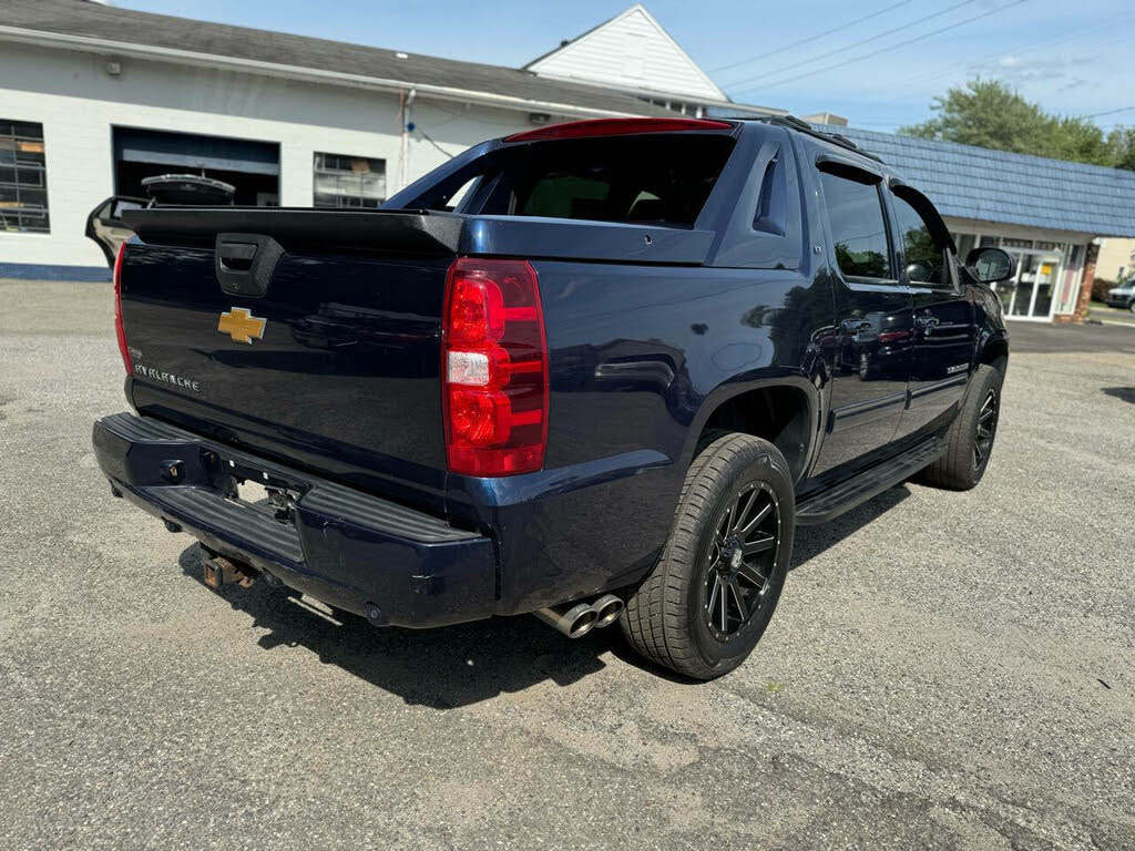 2012 Chevrolet Avalanche LT 4WD