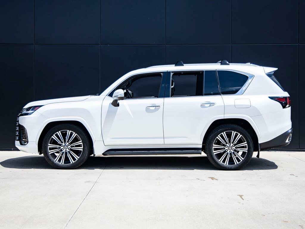 2023 Lexus LX 600 Luxury AWD