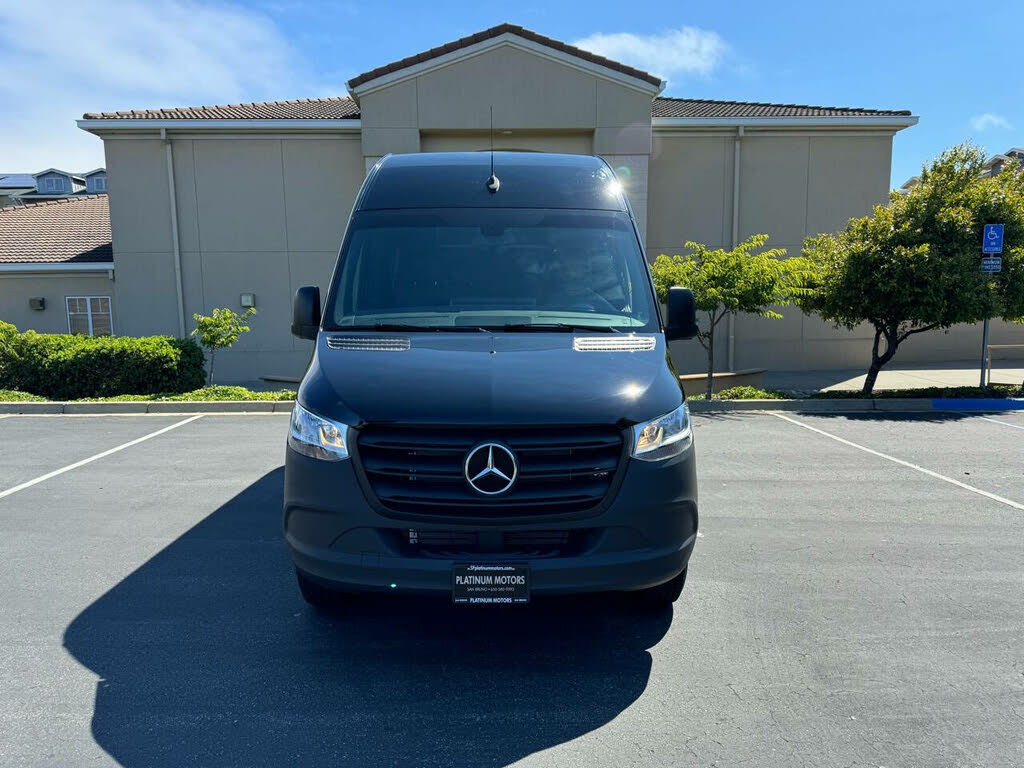 2023 Mercedes-Benz Sprinter 2500 144 Crew Van RWD