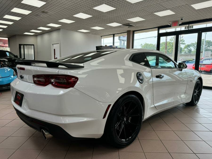 2024 Chevrolet Camaro 1LT Coupe RWD