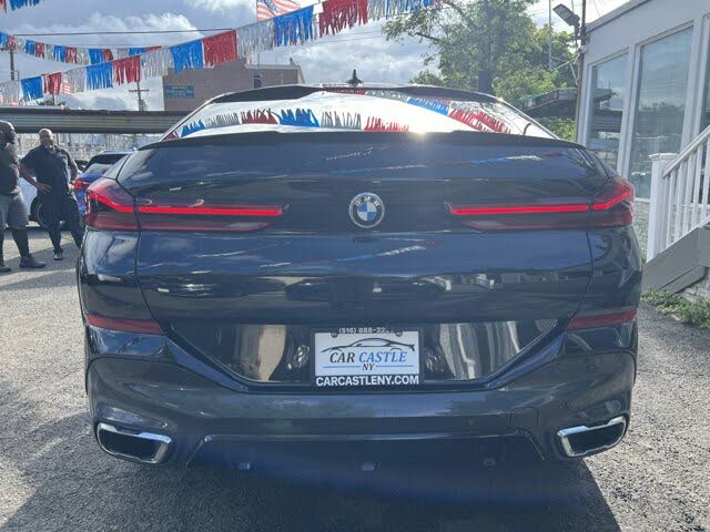 Clean Used 2021 BMW X6 xDrive40i AWD