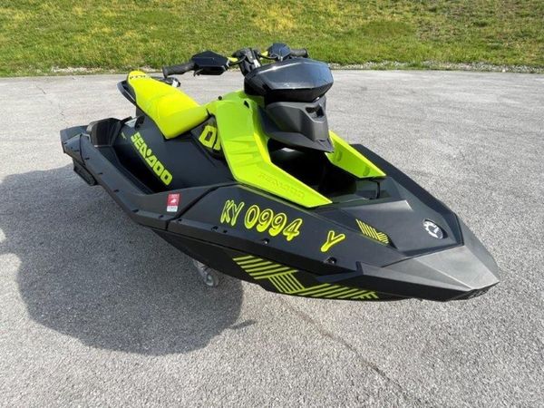 Sea-Doo SPARK TRIXX 3up